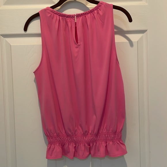 Ann Taylor sleeveless blouse - Picture 5 of 7